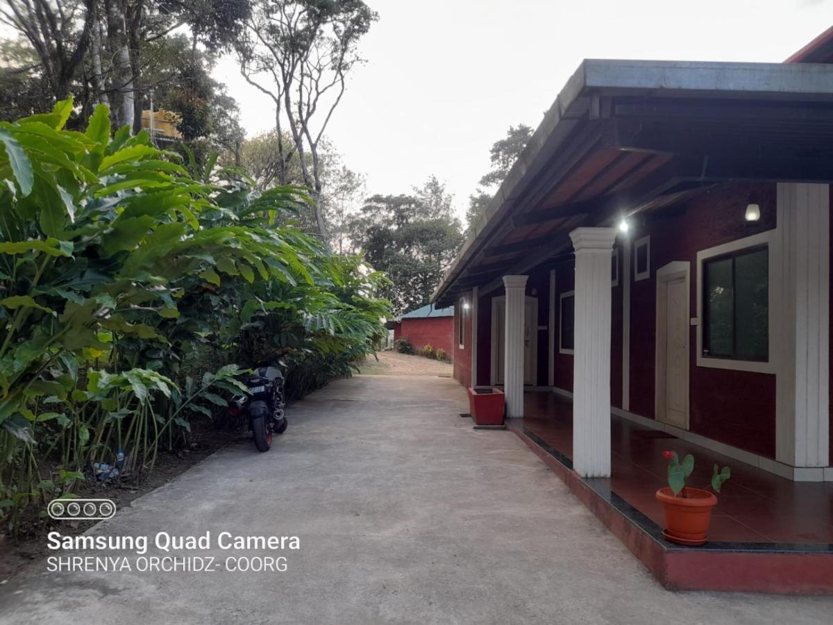 Shrenya Orchidz-Coorg Nature Stay มาดิเครี ภายนอก รูปภาพ