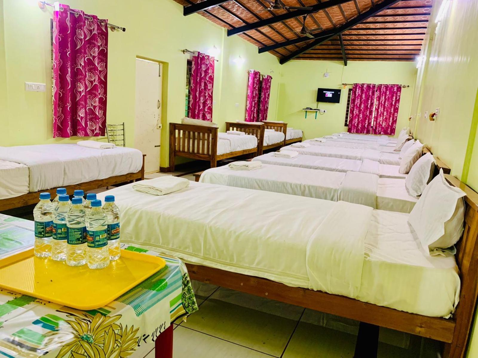Shrenya Orchidz-Coorg Nature Stay มาดิเครี ภายนอก รูปภาพ